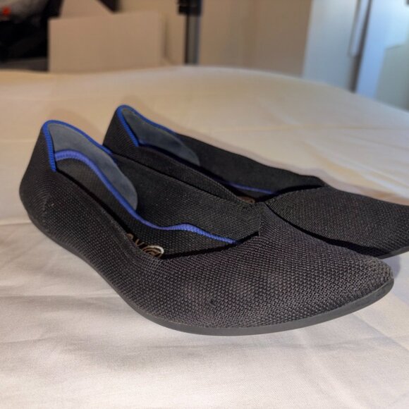 Rothy's Black Pointed Toe Flats Comfortable Washable Size 7.5 EUC - Picture 2 of 8